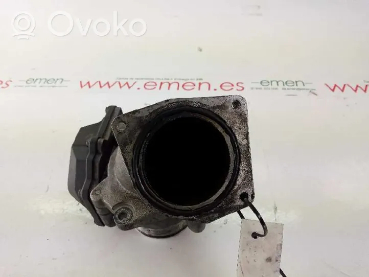 Audi A4 S4 B7 8E 8H Valvola corpo farfallato 8E0145997A