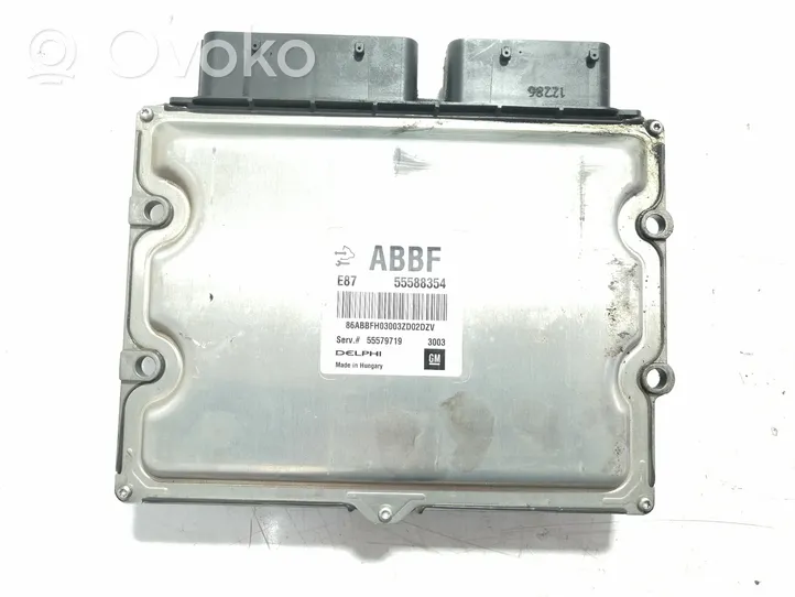 Opel Astra J Calculateur moteur ECU 55588354