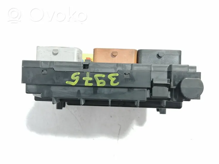 Citroen C4 I Picasso Fuse module 9664055680