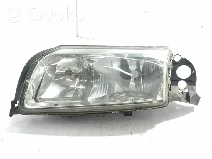 Volvo S80 Phare frontale 8678542