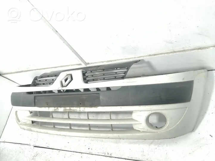 Renault Clio II Front bumper 