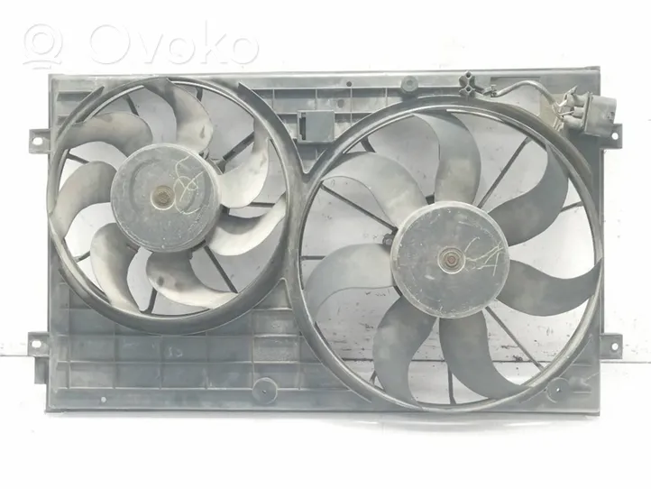 Volkswagen Golf V Ventilatore di raffreddamento elettrico del radiatore 1K0121207J