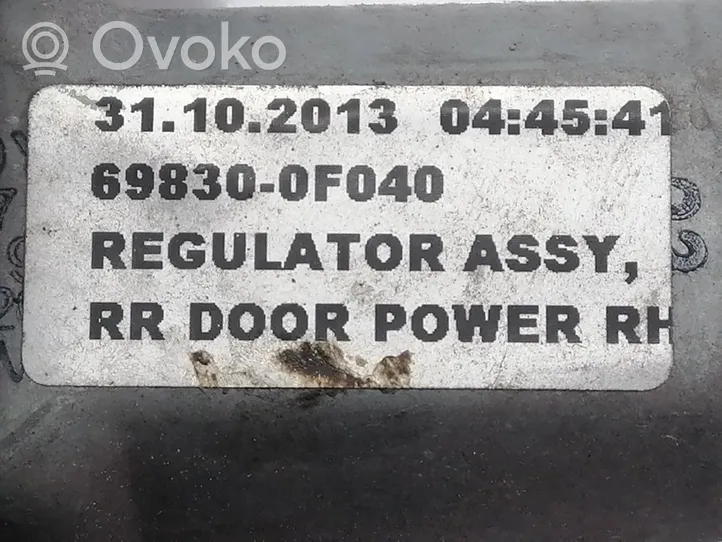 Toyota Verso Elektryczny podnośnik szyby drzwi tylnych 698300F040