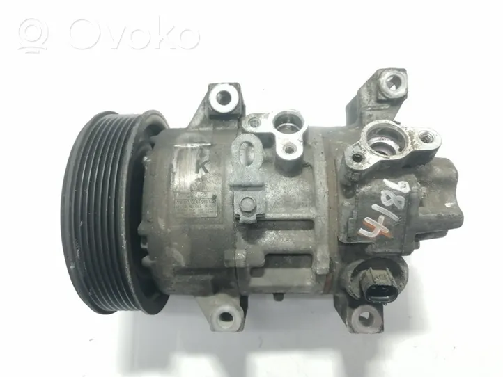 Toyota Corolla Verso AR10 Ilmastointilaitteen kompressorin pumppu (A/C) 