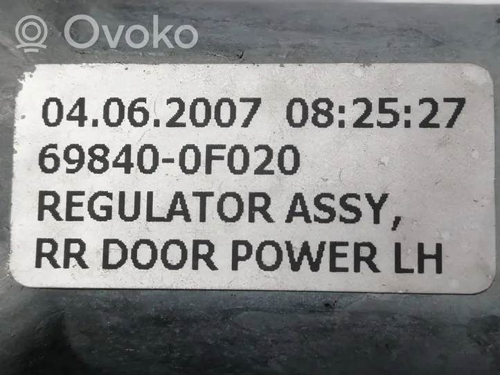 Toyota Corolla Verso AR10 Elektryczny podnośnik szyby drzwi tylnych 996994100