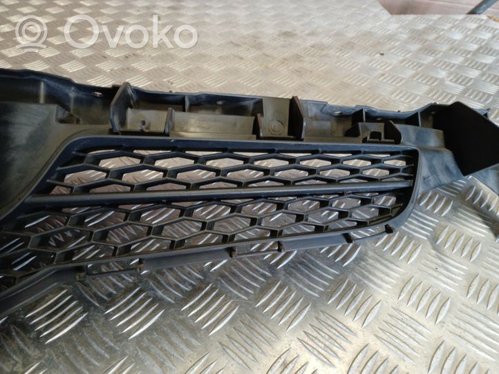 Toyota Auris 150 Maskownica / Grill / Atrapa górna chłodnicy 