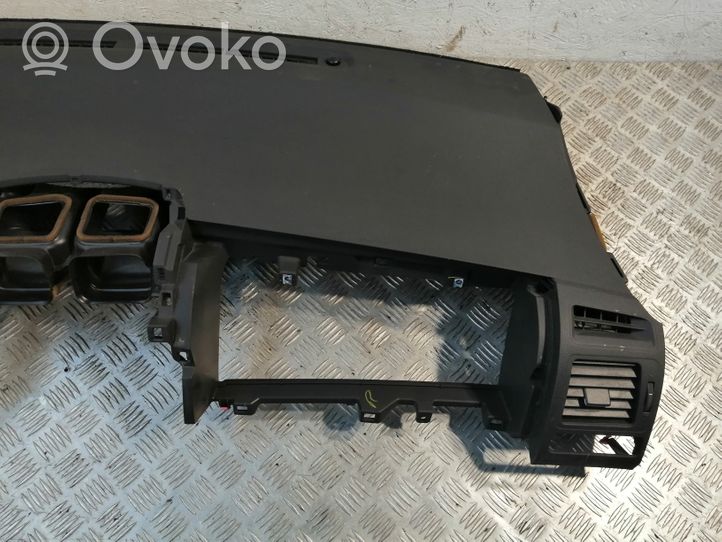 Toyota Auris 150 Deska rozdzielcza 5530202170B1