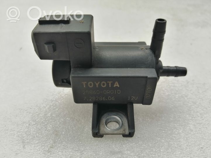 Toyota Corolla Verso AR10 Zawór ciśnienia 