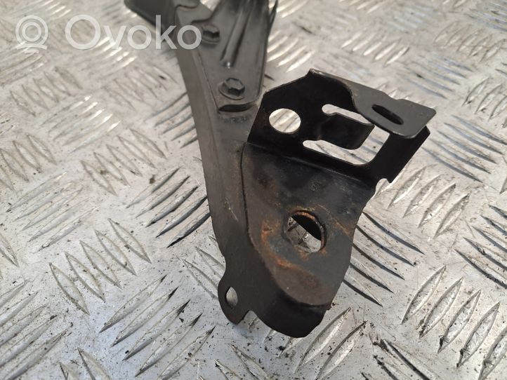 Toyota Corolla Verso AR10 Support, fixation radiateur 