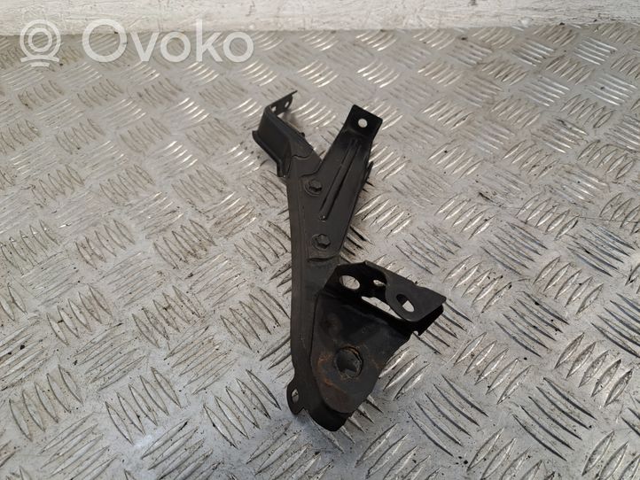 Toyota Corolla Verso AR10 Support, fixation radiateur 