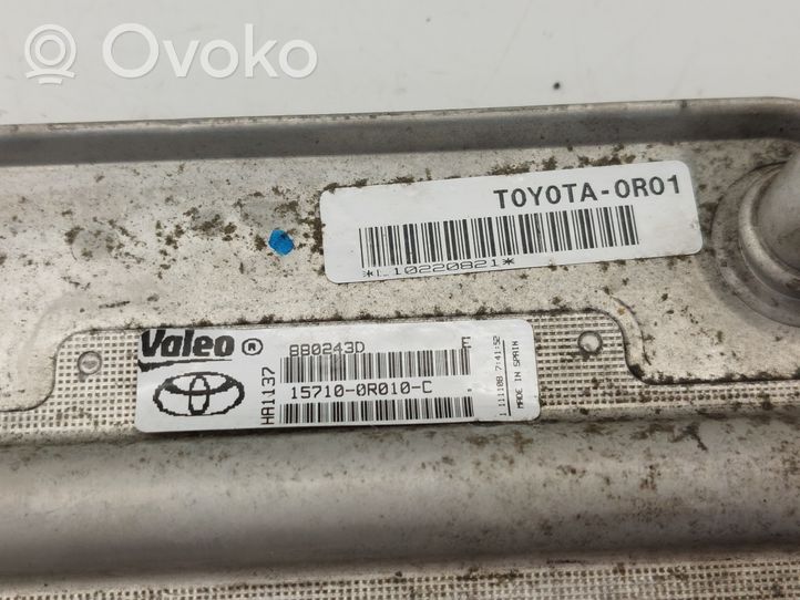 Toyota Avensis T270 Öljynsuodattimen kannake 