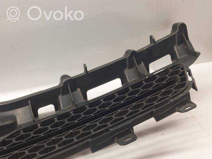 Toyota Corolla Verso AR10 Grille calandre supérieure de pare-chocs avant 