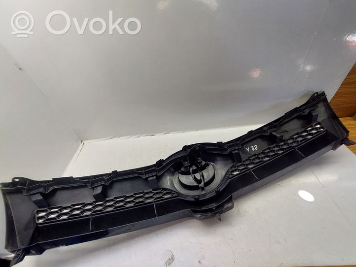 Toyota Corolla Verso AR10 Grille de calandre avant 531110F020