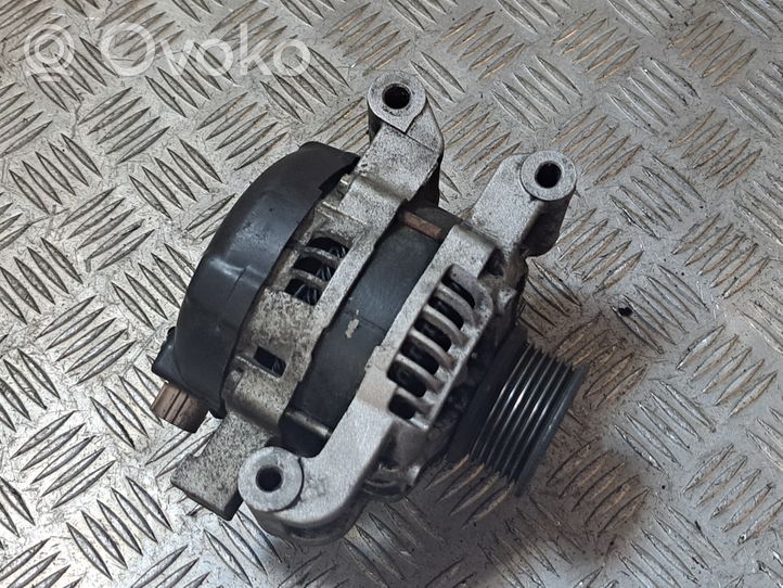 Toyota Avensis T250 Generatore/alternatore 