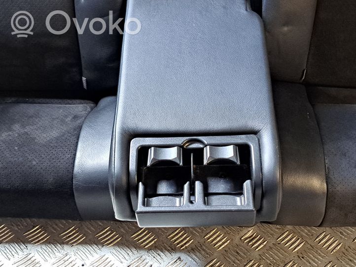 Toyota Avensis T250 Set di rivestimento sedili e portiere 