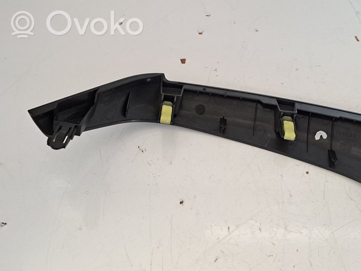 Toyota Verso Kojelaudan hansikaslokeron lista 84184A0