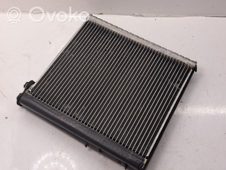 Toyota Avensis T250 Air conditioning (A/C) radiator (interior) 