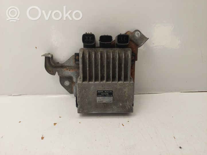 Toyota Avensis T250 Unité / module de commande d'injection de carburant 1310001371