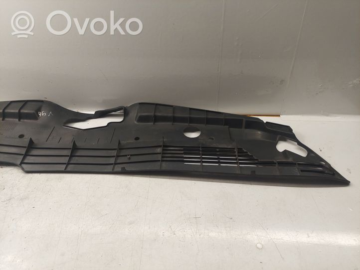 Toyota Corolla Verso AR10 Garniture de radiateur 