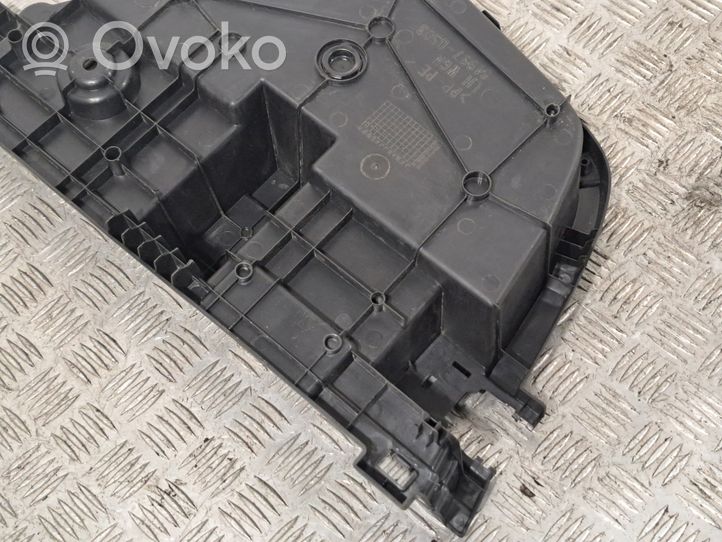 Toyota Avensis T270 Glove box in trunk 