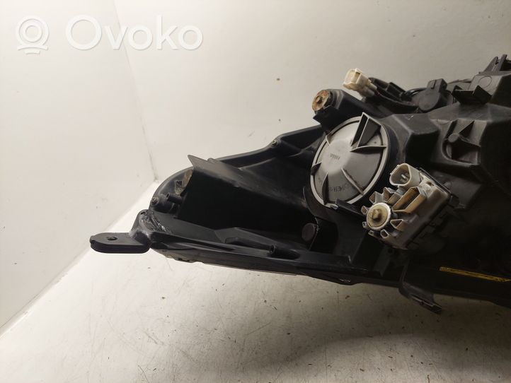 Toyota Verso Phare frontale 8596724010