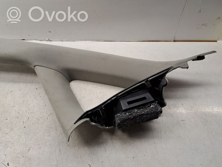 Toyota Verso Rivestimento montante (A) 