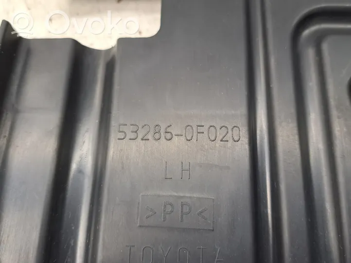 Toyota Corolla Verso AR10 Wlot / Kanał powietrza intercoolera 