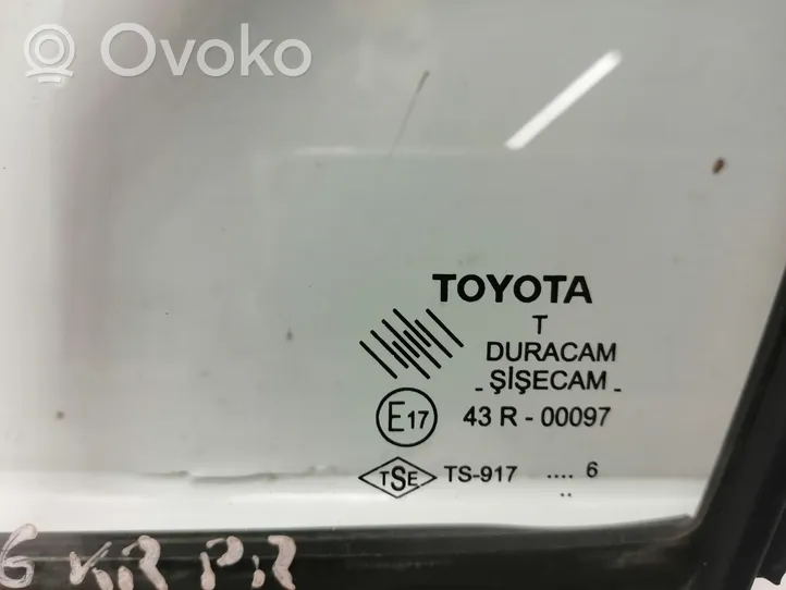 Toyota Corolla Verso AR10 Fenêtre latérale avant / vitre triangulaire (4 portes) 