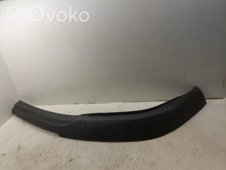 Toyota Avensis T250 Front bumper lip 