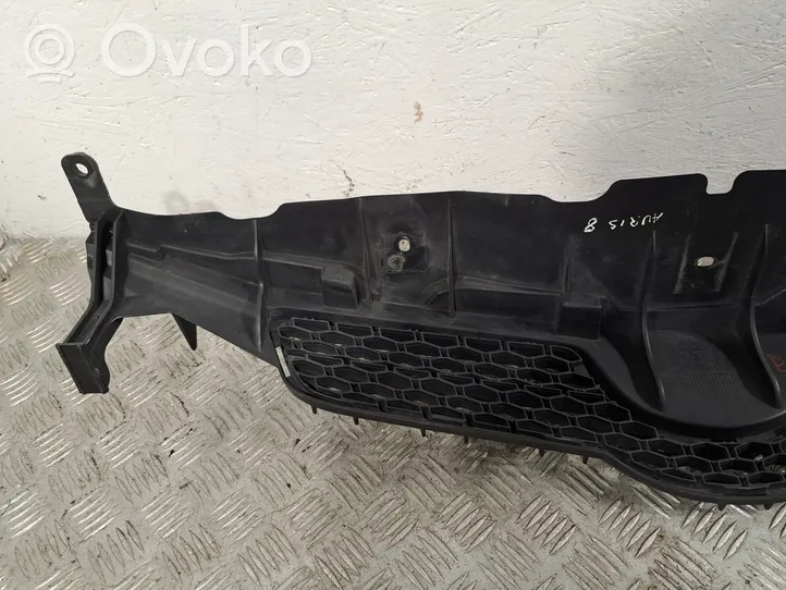 Toyota Auris 150 Maskownica / Grill / Atrapa górna chłodnicy 