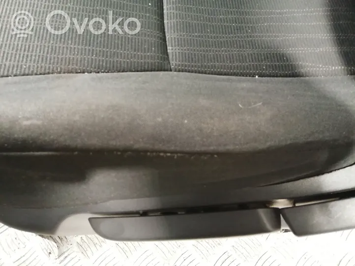 Toyota Auris 150 Sėdynių komplektas 