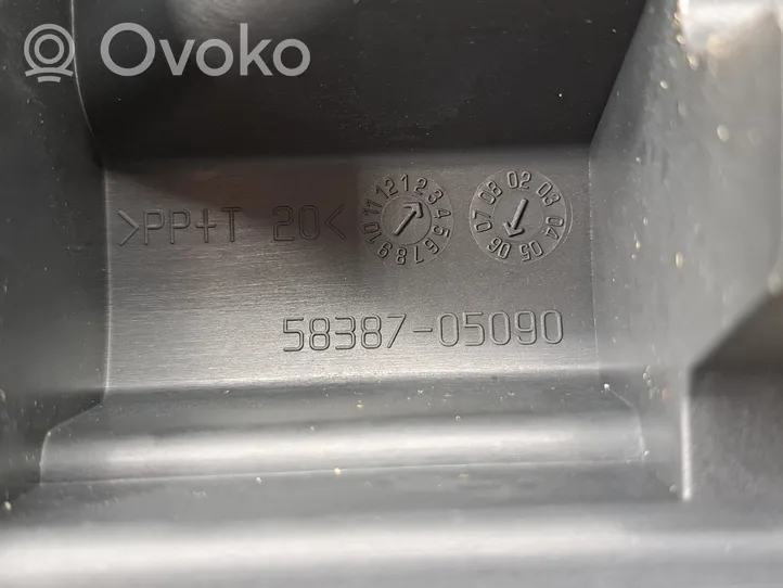 Toyota Avensis T250 Rivestimento di protezione sottoporta del bagagliaio/baule 