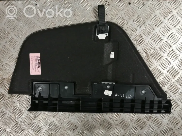 Toyota Avensis T270 Other trunk/boot trim element 