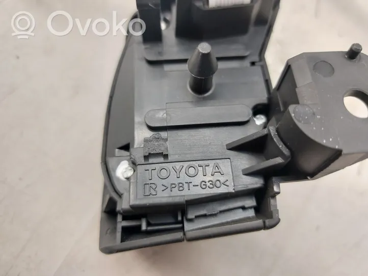 Toyota Corolla Verso AR10 Vairo mygtukai/ jungtukai 