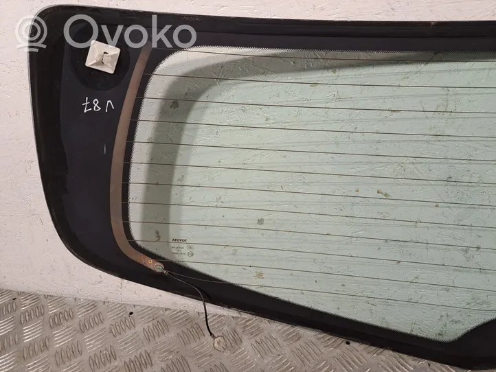 Toyota Corolla Verso AR10 Pare-brise vitre arrière 