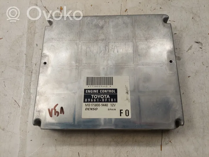 Toyota Corolla Verso AR10 Variklio valdymo blokas MB1758009440