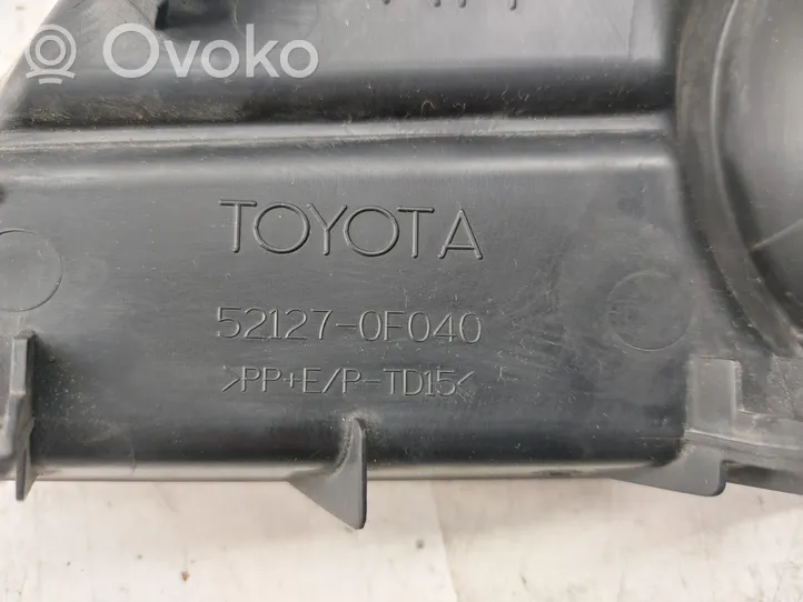 Toyota Corolla Verso AR10 Etusumuvalon ritilä 