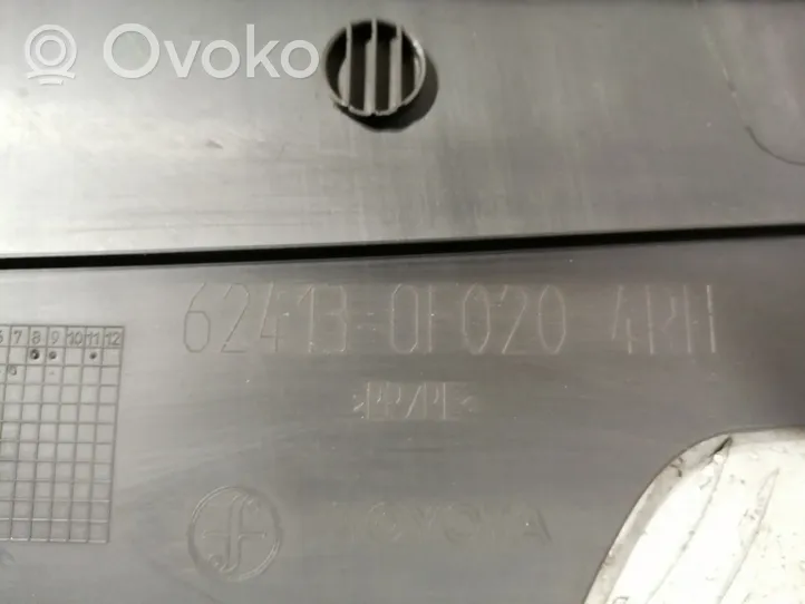 Toyota Verso (B) Revêtement de pilier (bas) 
