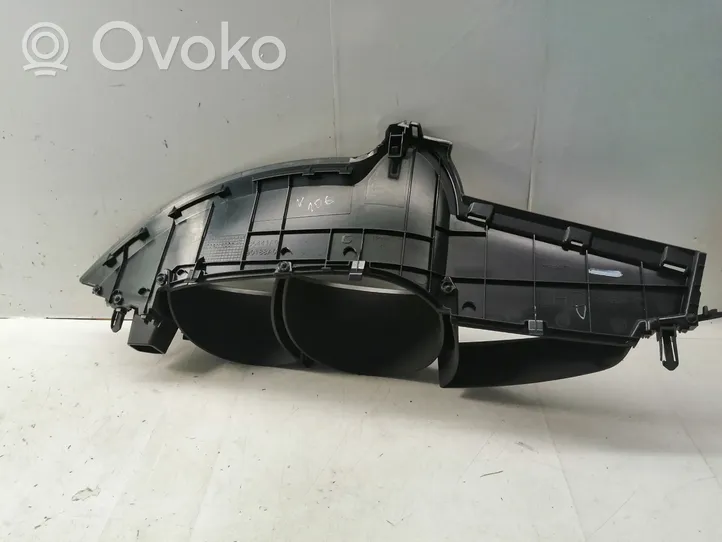 Toyota Verso Cornice cruscotto 