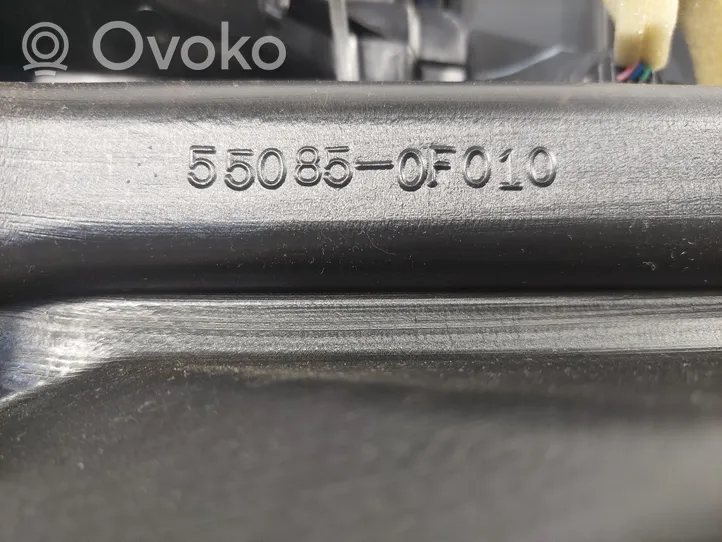 Toyota Verso Deska rozdzielcza 739700F030