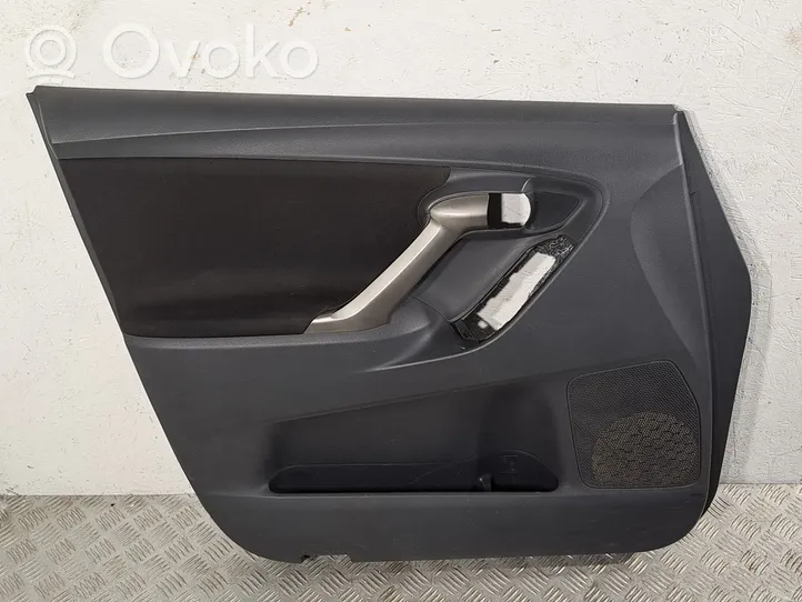 Toyota Verso Rivestimento del pannello della portiera anteriore 