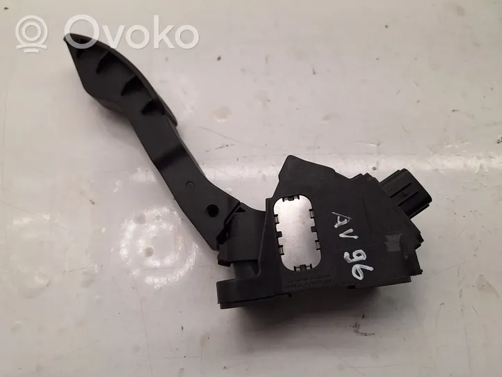 Toyota Avensis T270 Accelerator throttle pedal 