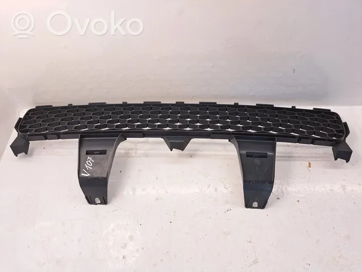 Toyota Corolla Verso AR10 Kratka dolna zderzaka przedniego 