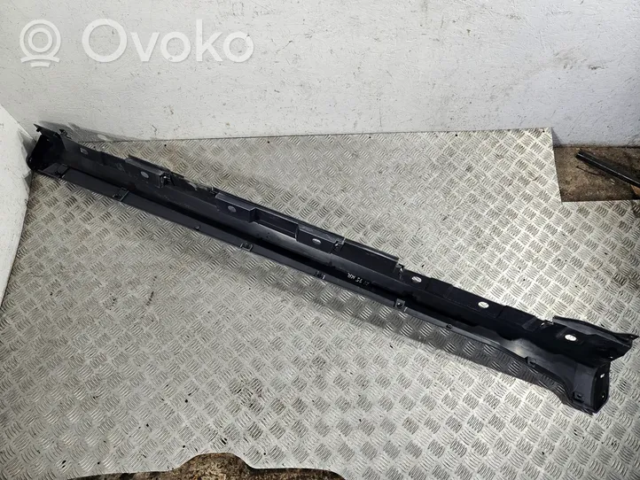 Toyota Avensis T270 Sottoporta 7586005010