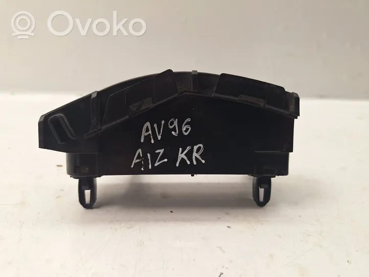 Toyota Avensis T270 Rear bumper mounting bracket 