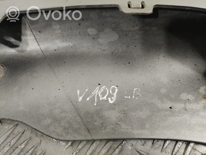 Toyota Corolla Verso AR10 Apatinė bamperio dalis (lūpa) 768510F902