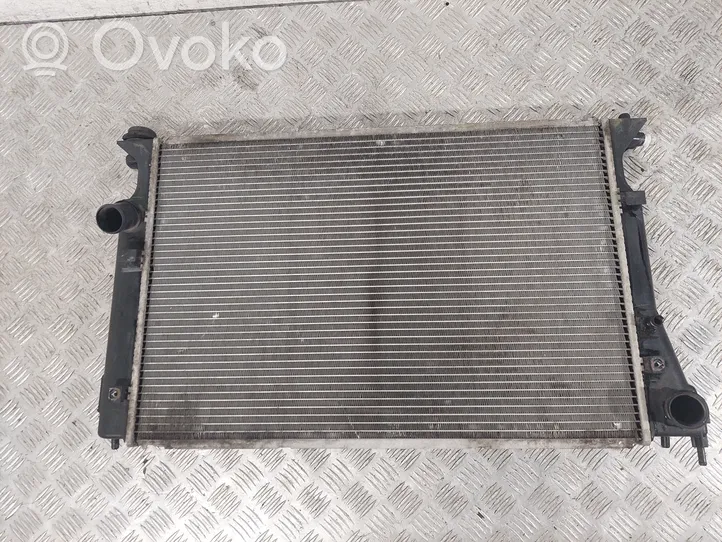 Toyota Corolla Verso AR10 Radiateur de refroidissement 