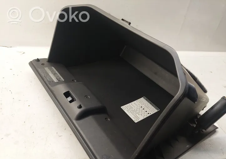 Toyota Corolla Verso AR10 Schowek deski rozdzielczej 555510F010