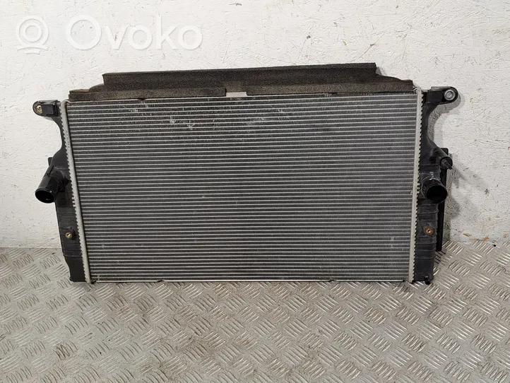 Toyota Avensis T270 Radiateur de refroidissement 