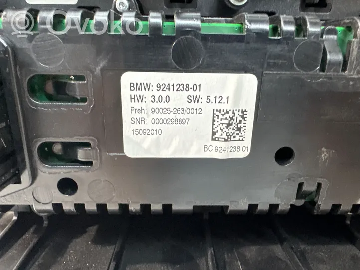 BMW 5 F10 F11 Climate control unit 9241238